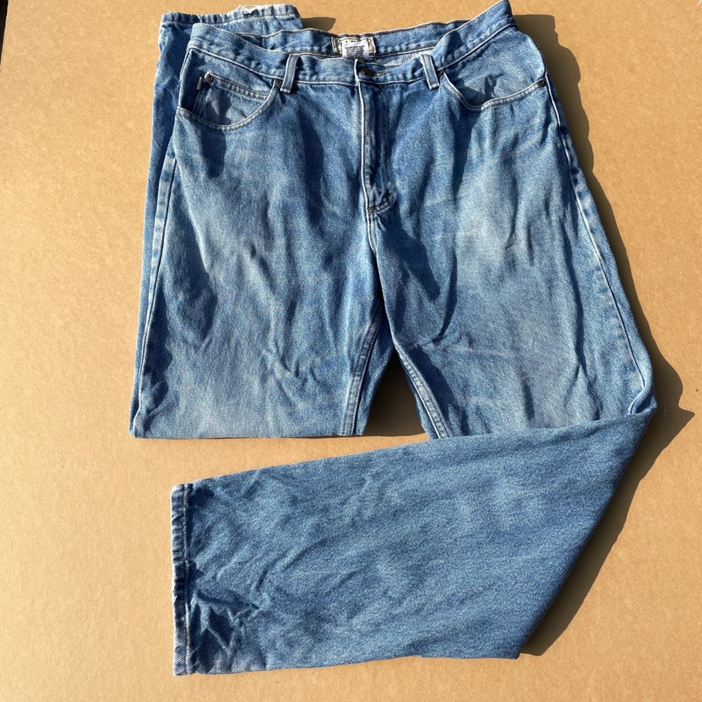 LL Bean‎ Classic Fit Jeans Mens 35x32 Blue Casual Workwear Straight Leg Denim